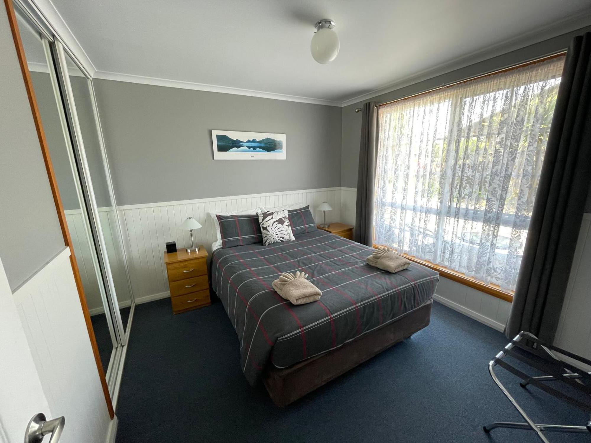 Castaway Holiday Apartments Strahan Exterior foto