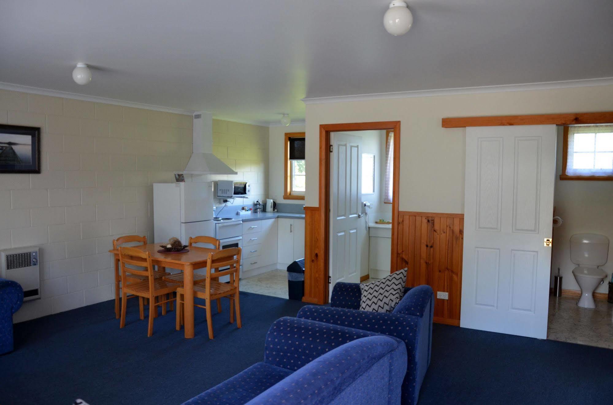 Castaway Holiday Apartments Strahan Exterior foto